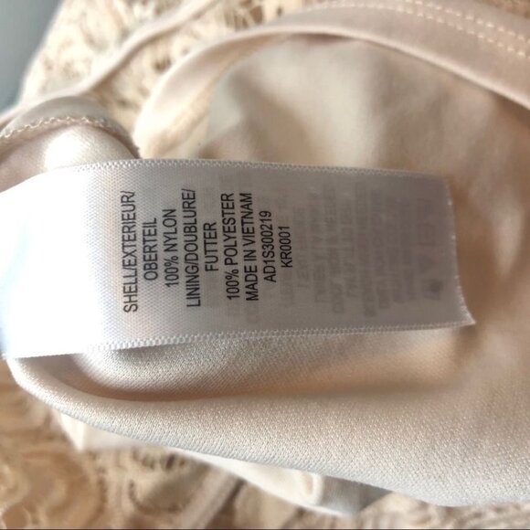 ANTHROPOLOGIE Adrianna Papell Size  L Lace top - Picture 9 of 9